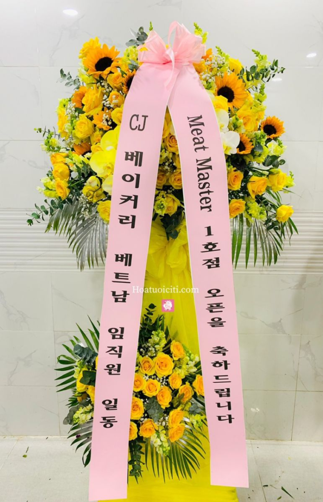 Băng rôn vòng hoa chúc mừng