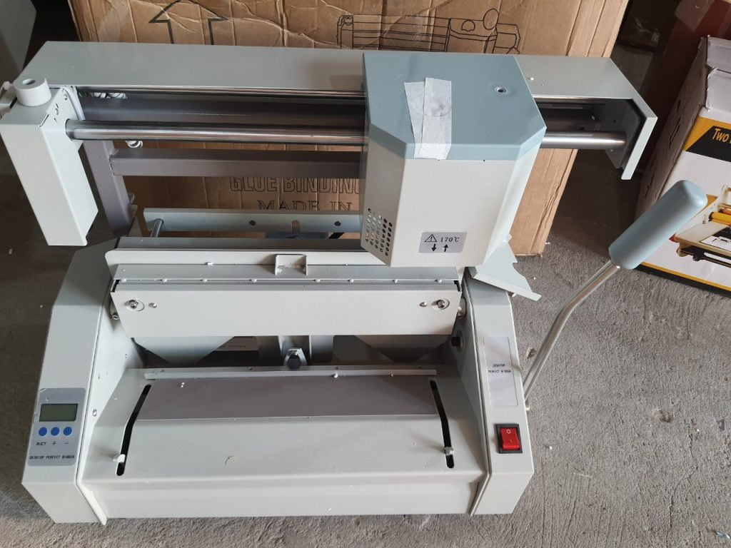 Máy đóng sách keo nhiệt 320S