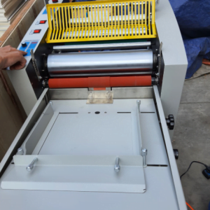 Máy cán màng tự động KS-390E