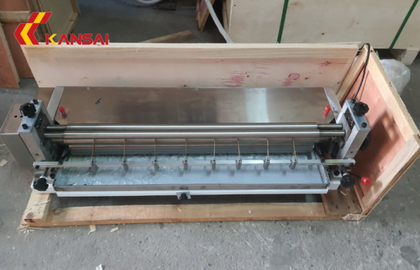 Máy bồi keo sữa JS-700