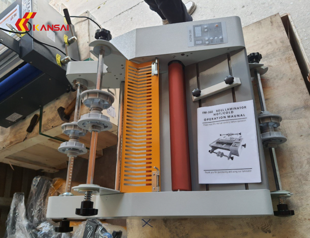 Máy cán màng XCFM-380