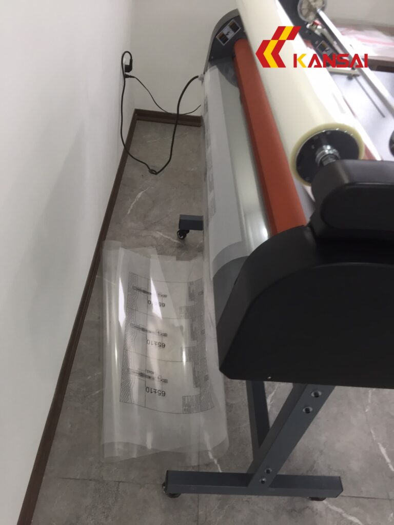 Máy cán nhiệt FM 1.1M Kansai