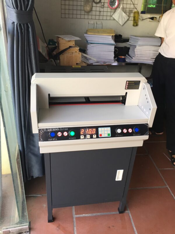 Máy Xén giấy điện 450VS