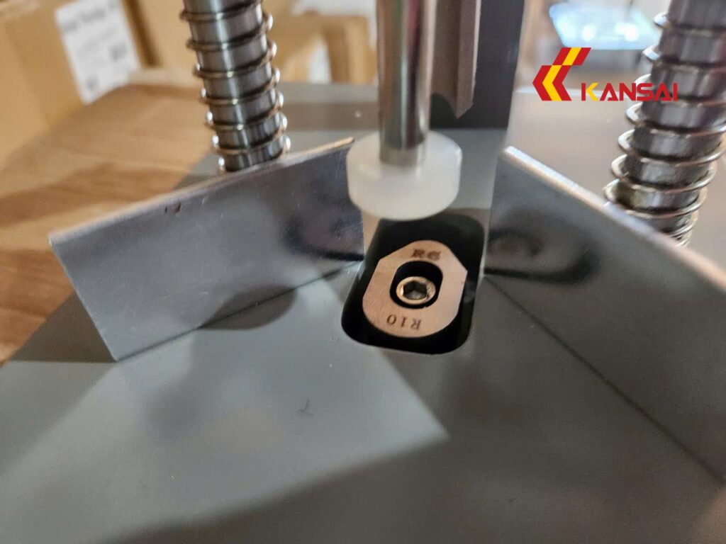 Bàn bo góc giấy bằng tay Kansai