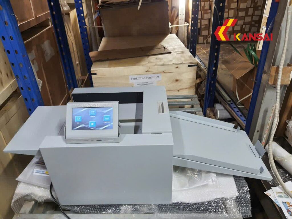 Máy cấn gân CG336 (Nạp giấy bán tự động)