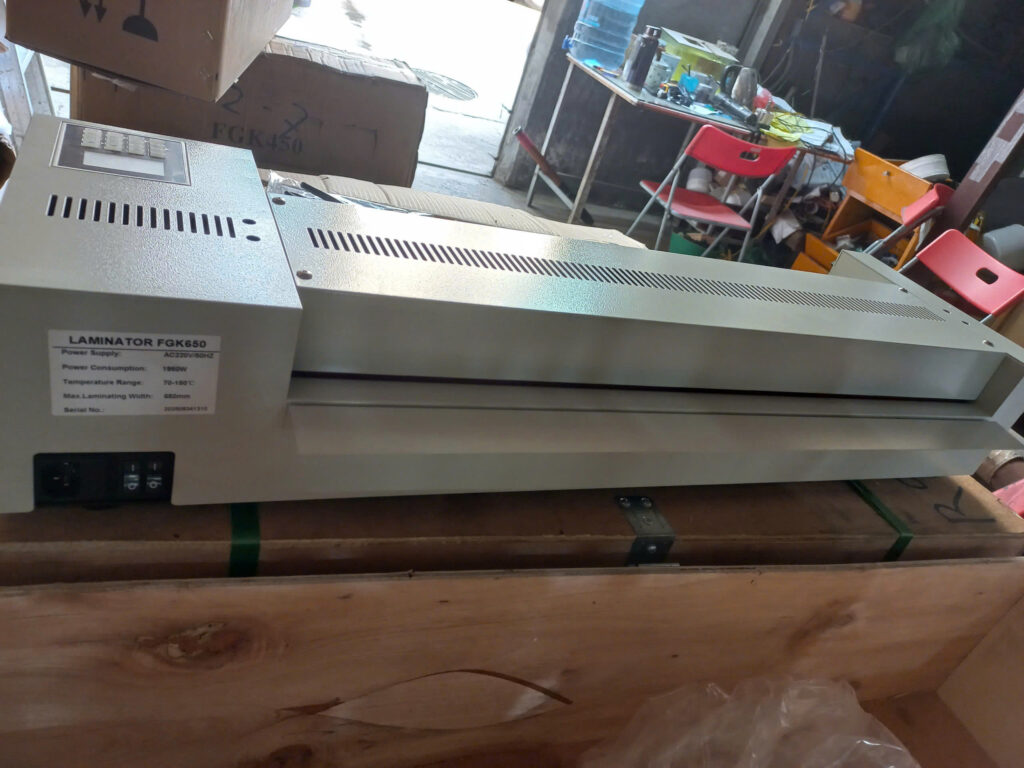 Máy ép plastic FGK-650 (khổ A1)